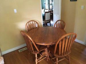 Oak kitchen table and chairs