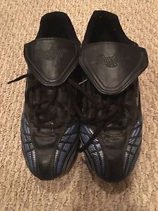 Rawlings soccer cleats - youth size 6