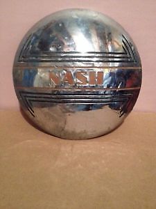 Vintage NASH Hubcap