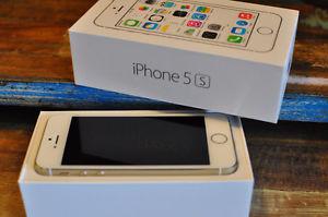 iPhone 5s - 16gb - gold - like new condition - accessories