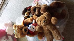 Bear plushies, stuffies