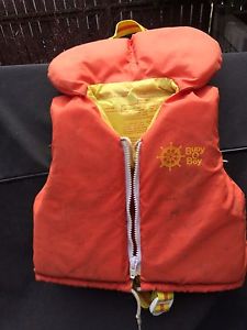 CHILDS LIFE JACKET
