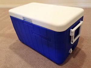 Coleman 48-Quart Cooler with a Tray and Drain Plug