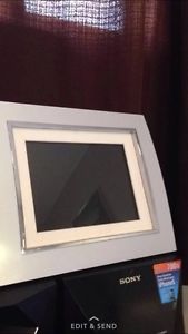 Electric picture frame