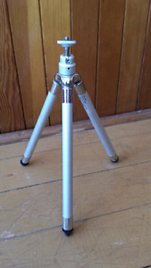 Expandable Camera metal stand never used