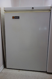Freezer - Apartment Size