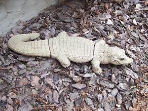 GREAT OUTDOOR HOME ACCENT ALLIGATOR 32" LONG.