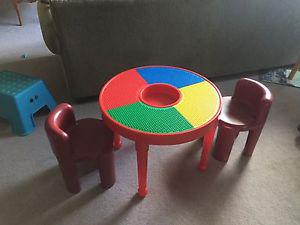 Lego table with 2 chairs