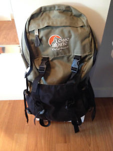 Lowe Alpine 40L Backpack - moss green