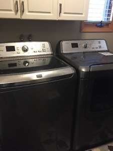 Maytag Bravos XL Washer & Dryer Set