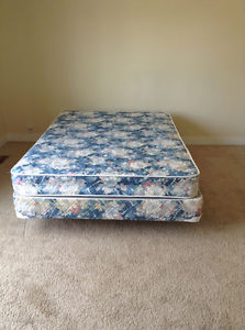 Need gone by Monday - Double bed, box spring, and frame