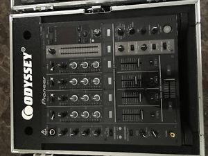 Pioneer 700 mixer