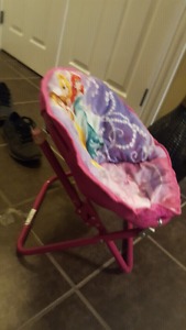 Princess fold up chair