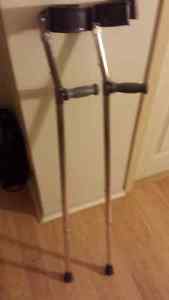 Set of 2 Canes with Forearm Support