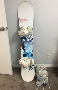 Snowboard, bindings and boots