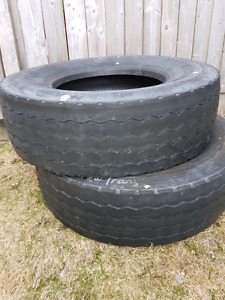 Steel radial truck tires