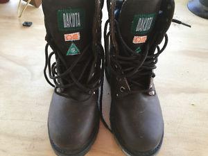 Steel toed Dakota work boots