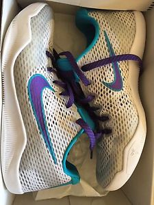 Wanted: Nike Kobe 11 EM "Draft Day"