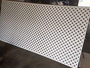 White Vinyl Privacy Lattice