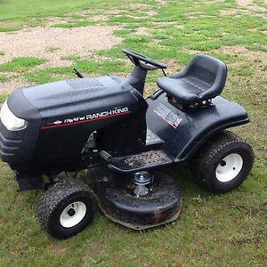 17hp Ranch King Lawn Tractor