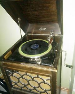 COOL WORKING ANTIQUE EDISON TURNTABLE RECORD PLAYER