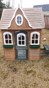 Cedar Costco kids play house