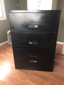 Filing cabinet 3' long. 4 drawers. FREE. Pick up today