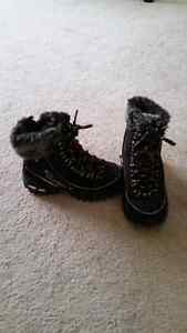 Girls Sketchers Boots