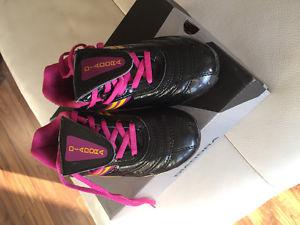 Girls Soccer Shoes size 12