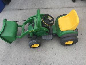 JOHN DEERE FRONT LOADER TRACTOR - Battery Operated