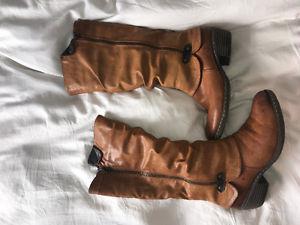 Leather winter boots