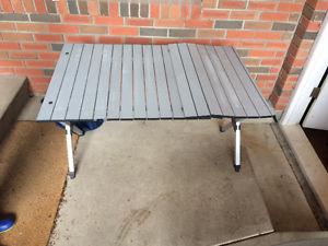 Outdoor aluminum camping table