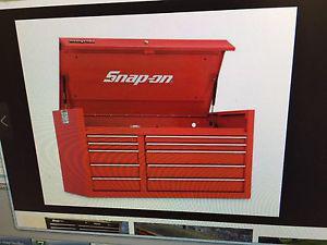Snap on tool chest with international chest