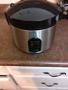 Wolfgang Puck 7 Cup Rice Cooker - Unused