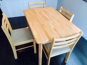 Wood kitchen table and 4 chairs