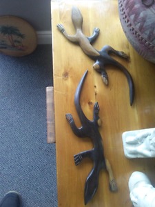 Wooden lizards