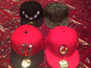 selling hats fitted snapbacks good deal