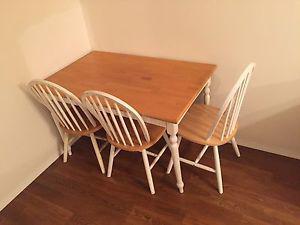 4 chairs and kitchen table