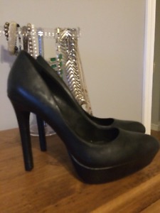 BCBG Generation black heels - never worn