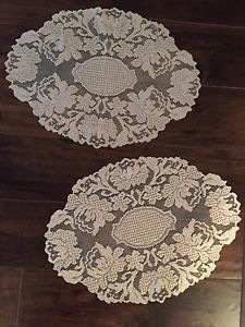 Brand-new doilies and runners
