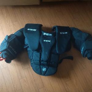 CCM CL-500 Chest Protector SR- Small