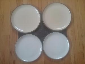 Danby Dinner Plates (4 pcs) + IKEA plate (2 pcs)