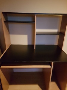Desk for sale $ ono