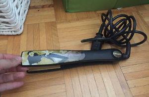 Hair straightener