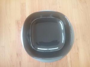 IKEA Dinner Plate (two different size/total of 4 pcs)