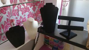 Jewelery holders stands