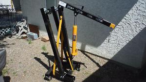 LB. SHOP CRANE - NEVER BEEN USED