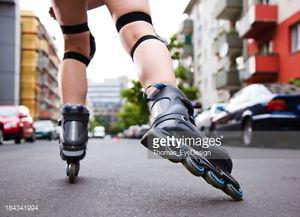 MENS AND WOMENS ROLLER BLADES