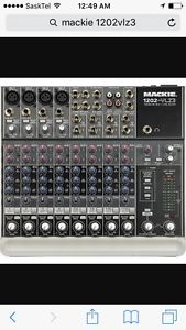 Mackie 12 channel mixer