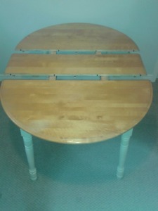 Maple Dining Table w/ Leaf and Chairs $100 OBO